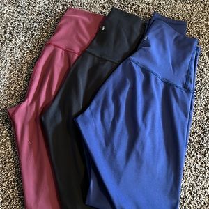 Barre3 branded leggings